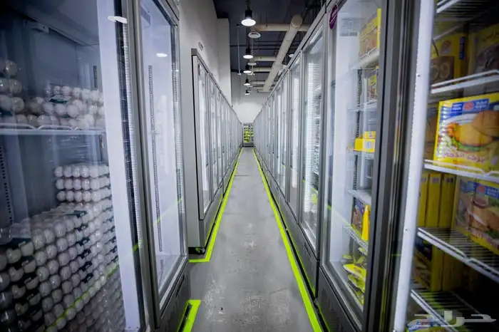 ثلاجات عرض وتكييفات مركزيه 7