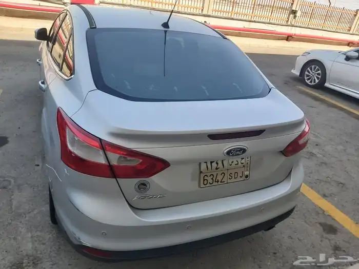 Ford Focus 2013 4