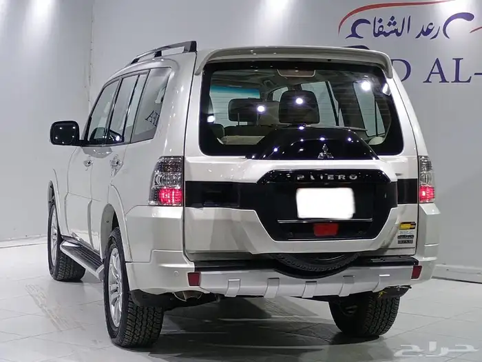 ميتسوبيشي باجيرو فل كامل 2016 6