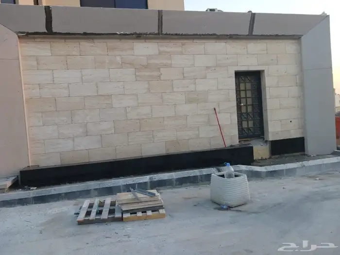 معلم حجر 0