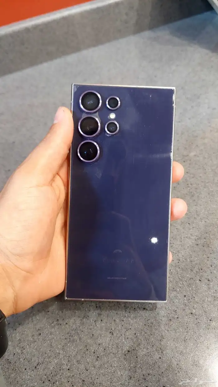 هاتف جوال سامسونج s24 ultra حاله نادره 3