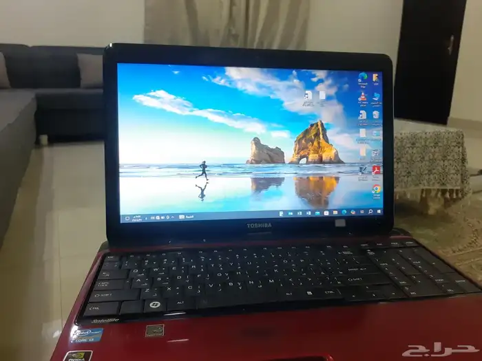 لابتوت ايسر نظيف للبيع 0