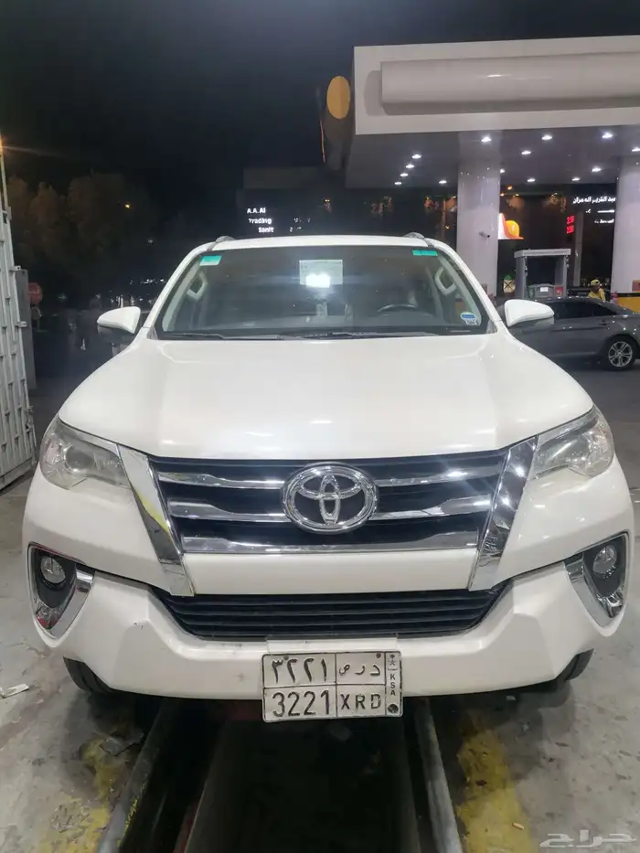 تويوتا فورشينر 2018 0