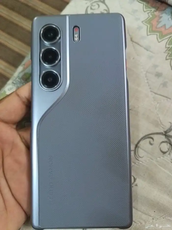 Techno Camon 40 Pro 5g 0