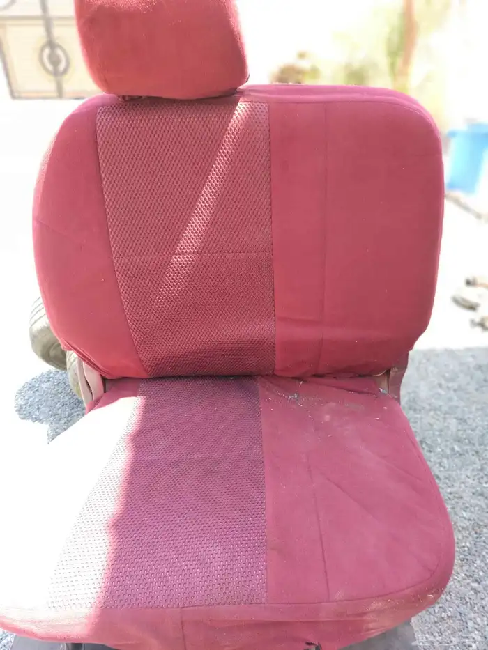 هايلكس 2011 قطع غيار 1