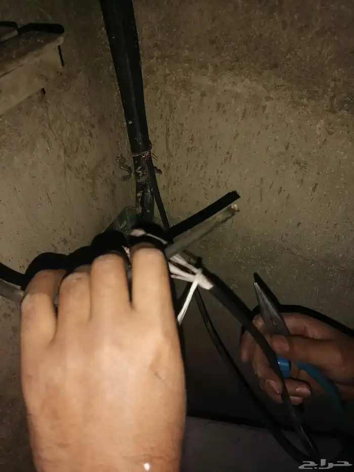 اصلاح مصاعد وسلالم 9