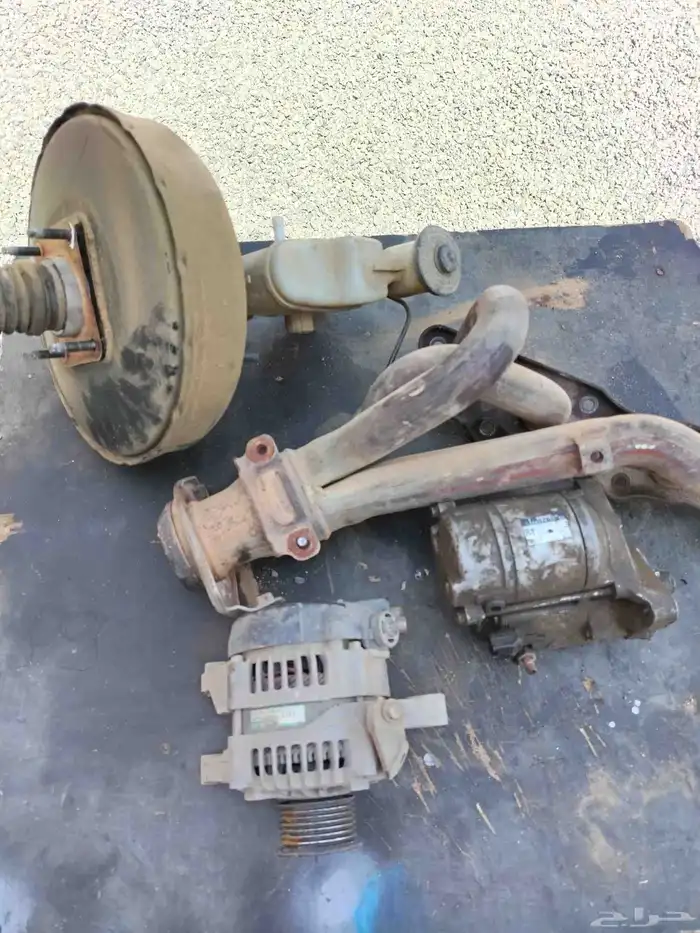 هايلكس 2011 قطع غيار 15