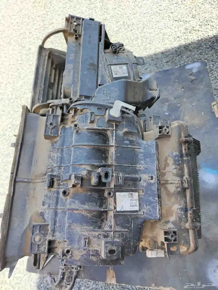 هايلكس 2011 قطع غيار 10