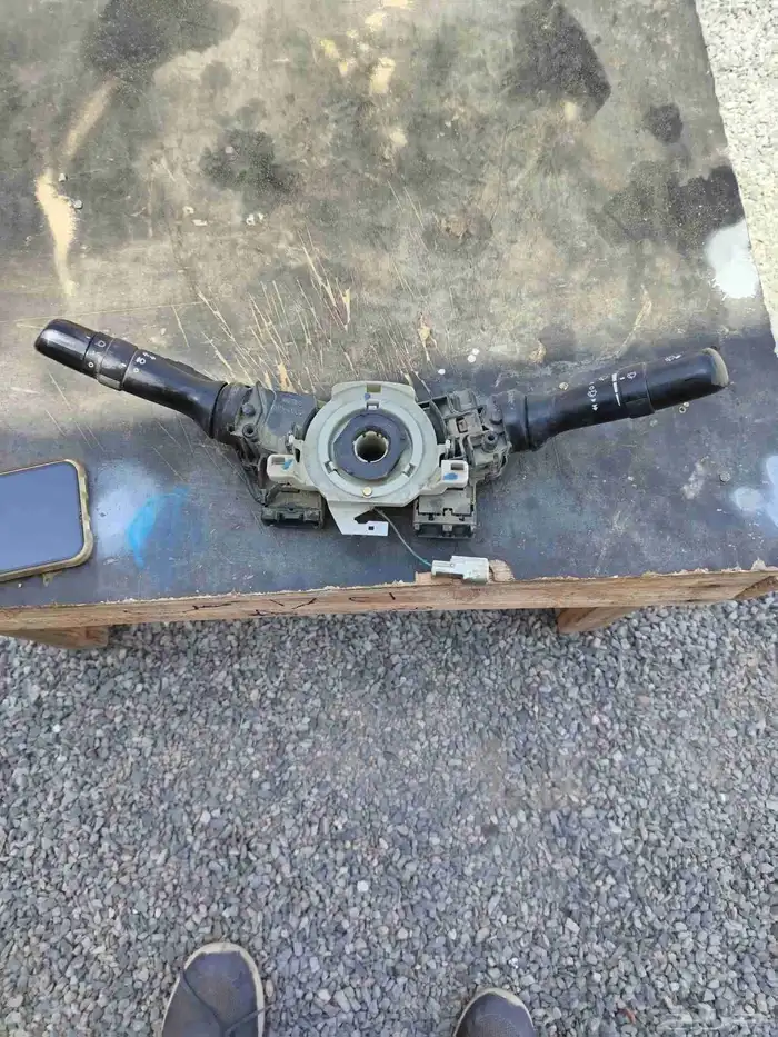 هايلكس 2011 قطع غيار 7