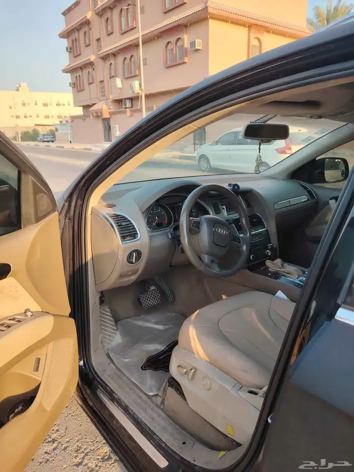 اودي Q7 2010 4