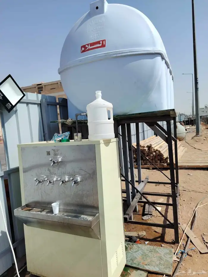 توريد خزانات وبرادات مياه شرب للمقاولات والمواقع 0