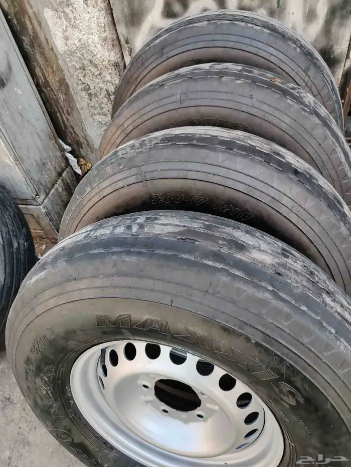 جنوط هلل مع بالون 0