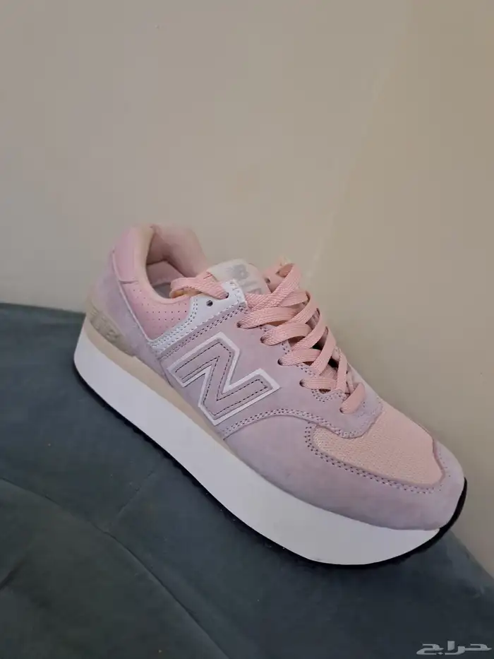 جزمه new balance 574 شريتها وطلعت مو مقاسي وما قدرت ارجعها 3