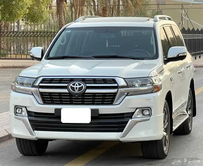 تويوتا لاندكروزر GXR2021 فل سعودي 0