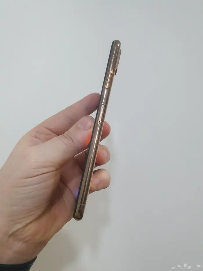 اكس اس ماكس ذهبي 512 قيقا بطاريه 90 متاح تقسيط تمارا 4
