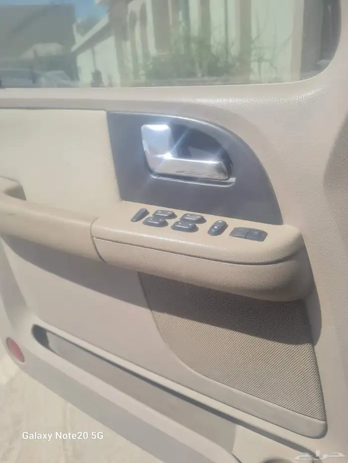 فورد اكسبيديشن 2004 4
