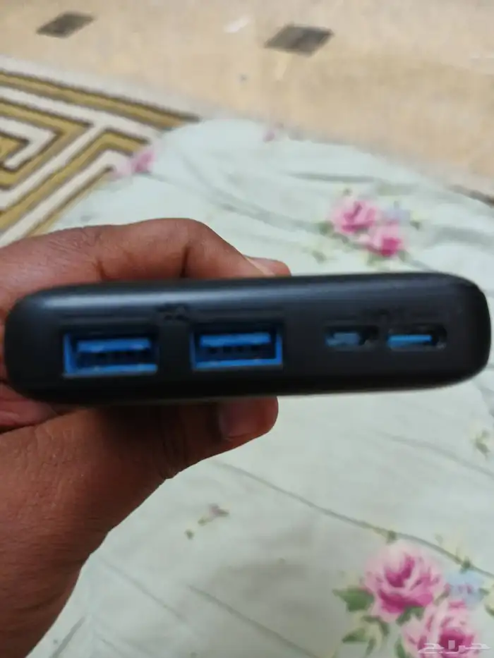 شاحن متنقل Anker 2000 3