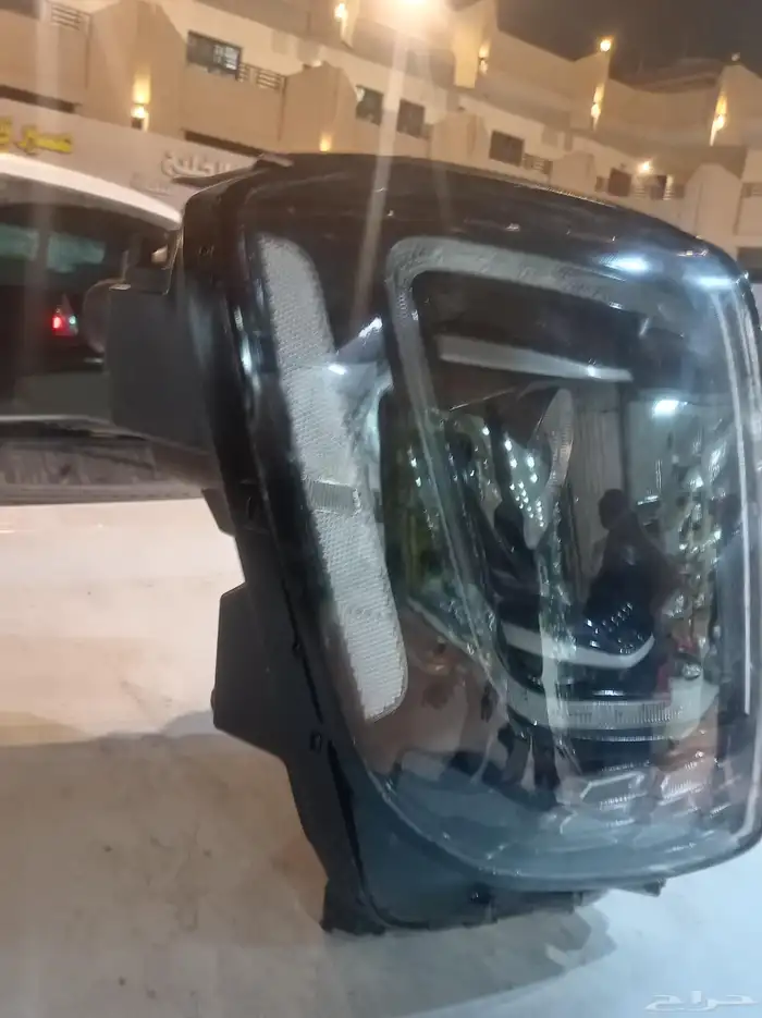 شمعه يمين كيا تيلورايد 2023 1