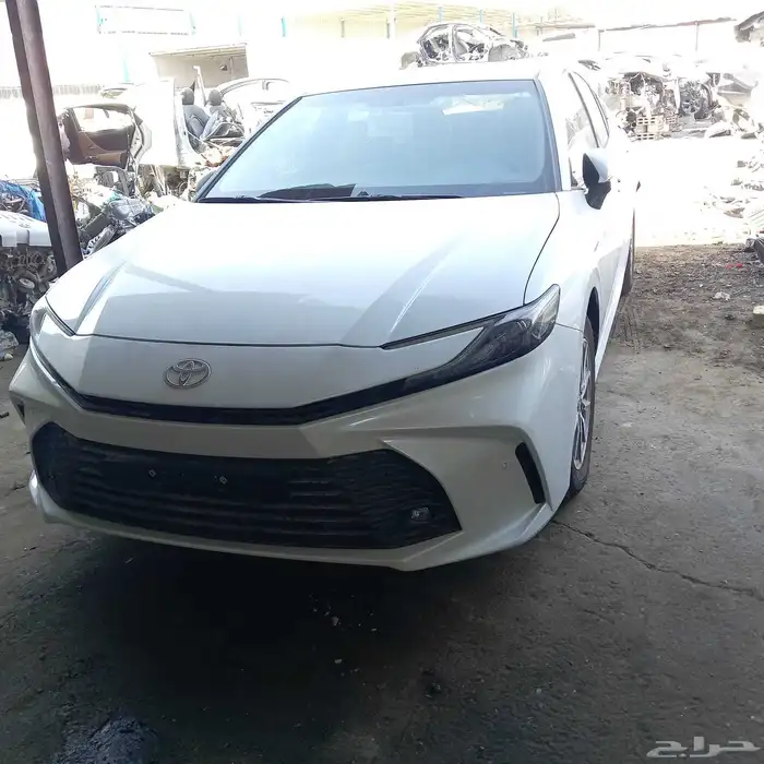 تيوتا كامري قطع غيار2025 0