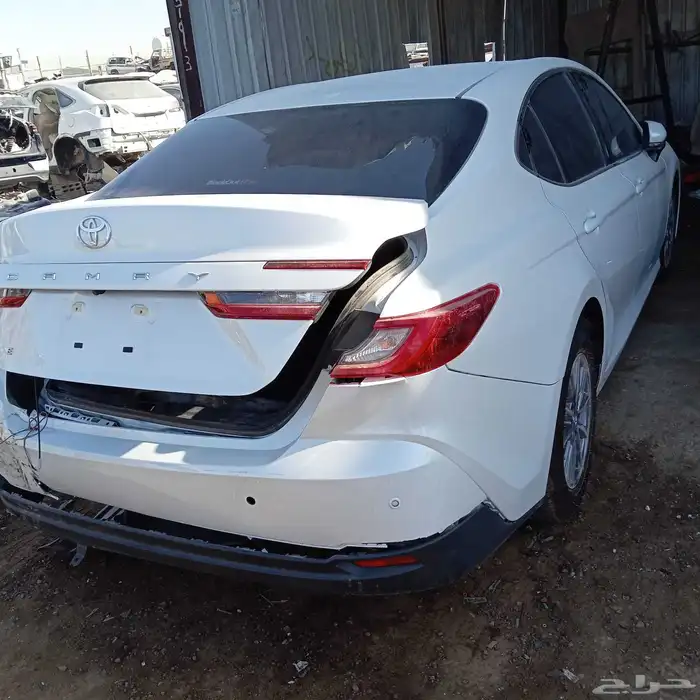 تيوتا كامري قطع غيار2025 4