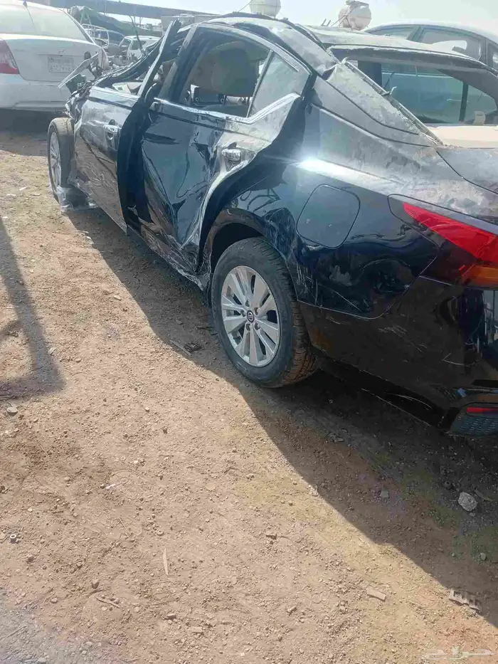 قطع غيار نيسان التيما مديل 23 4