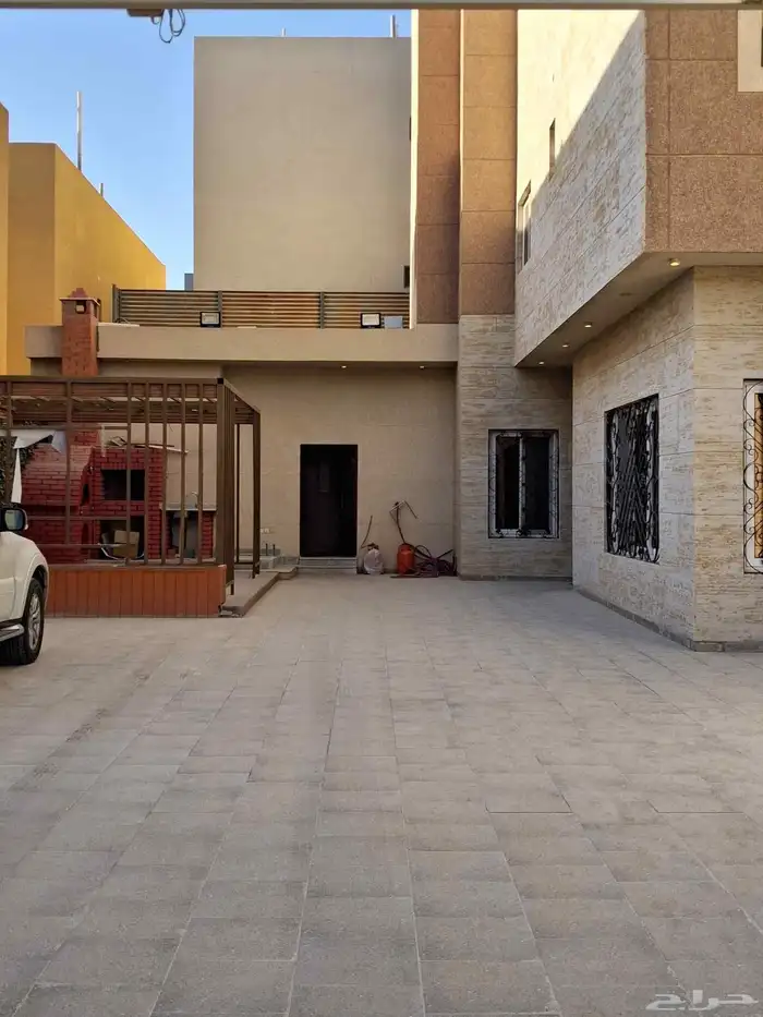 فيلا للبيع بحي النرجس 900م 3