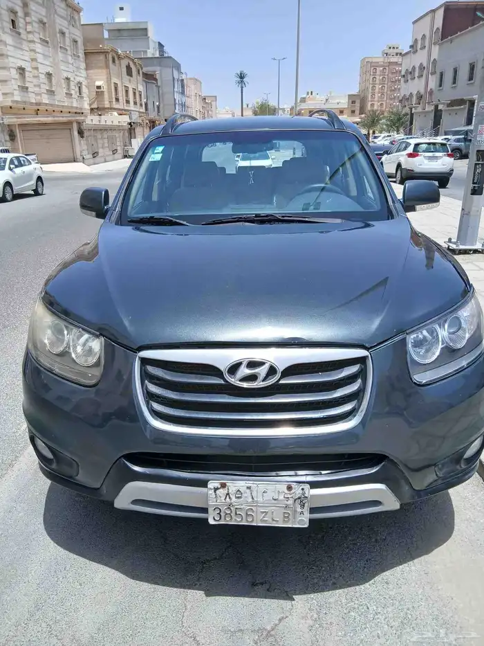 هيونداي سنتافي موديل 2012 20