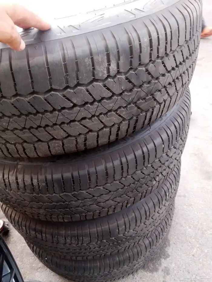كفرات جديد منزله من سياره جيب صالون مديل 2025 0