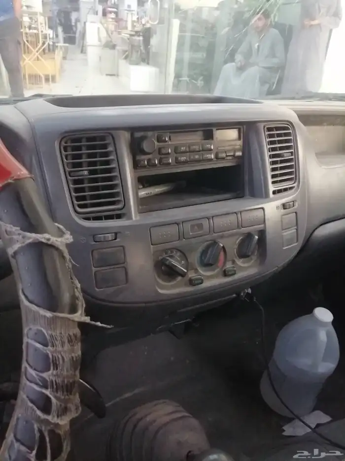باص بضاعه نيسان اورفان موديل 2006 ديزل مجدد الفحص منتهي 2