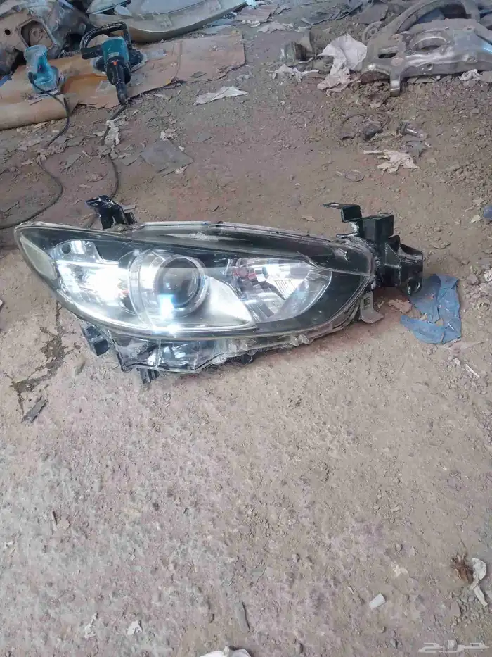 شمعه مازدا 2015  2018 وكاله أصلي يمين 0