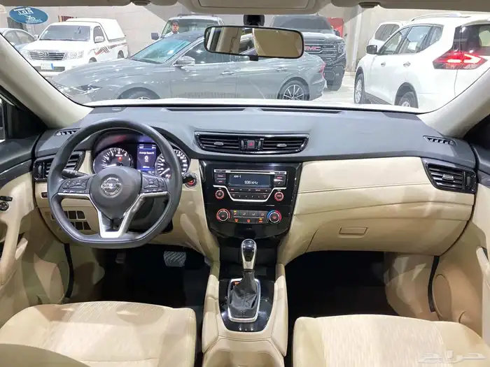 للبيع اكس تريل 2022 10