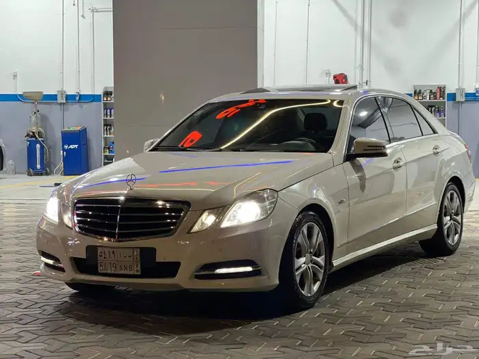 مرسيدس E 200 2012 فل كامل 10