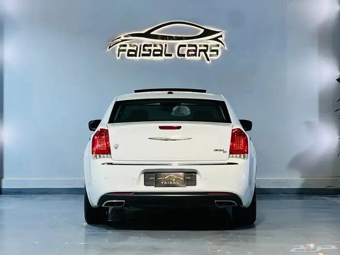 كرايزلر 2017 C300V6 اكزاكتيف بحاله ممتازه ماشاء الله 9