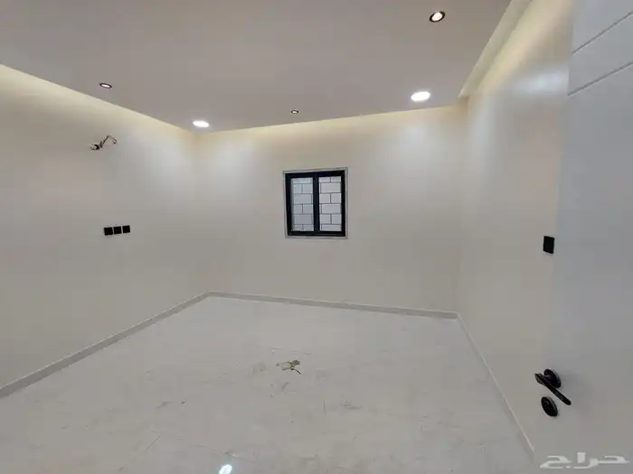 للبيع شقق دوبلكس دورين وملحق حي بدر جديده بالدمام مخطط 91 ب 5