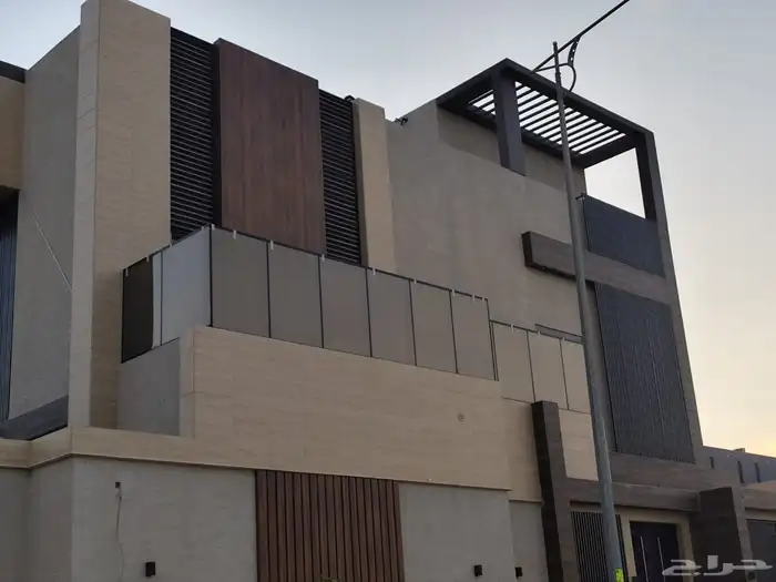 رول شتر توريدوتركيب ابواب المنيوم واجهات كاتنوال استركشر 4