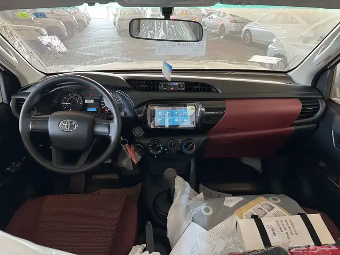 تويوتا هايلكس غمارة ديزل دبل شاص طويل سعودي بطاقه 2025 4