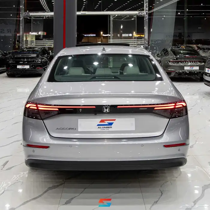هوندا اكورد EX 2025 3