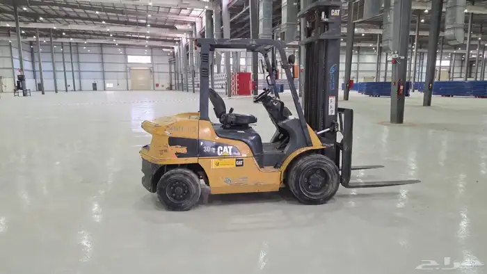 رافعه شوكيه للايجار فوركلفت forklift for rent رافعات رفاعه 1