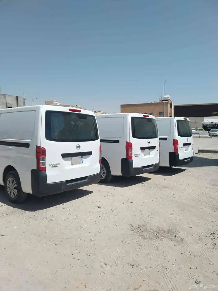 باصات بظاعه نيسان اورفان 2021 3