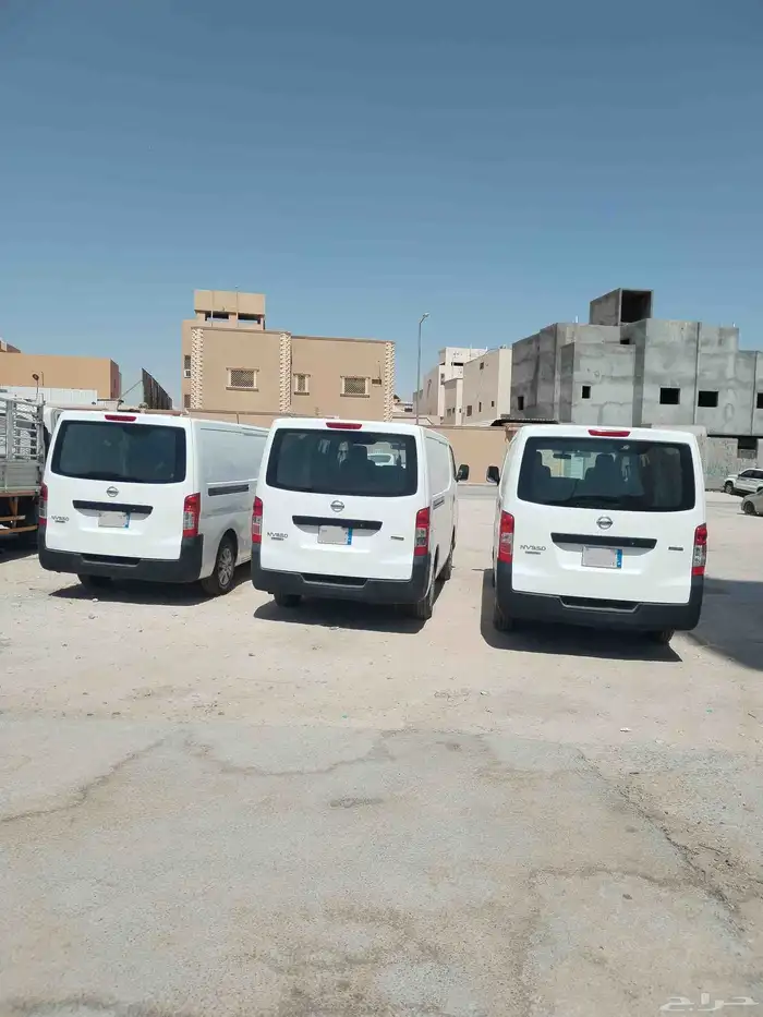 باصات بظاعه نيسان اورفان 2021 4