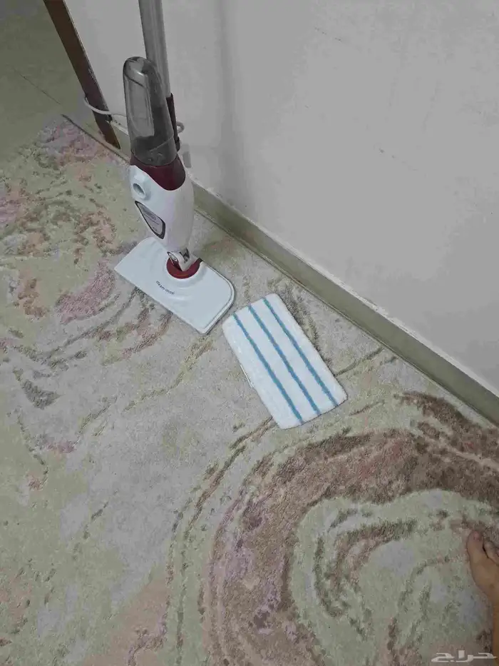 ممسحة بخار بلاك اند ديكر شبه جديده بحاله ممتازه 3