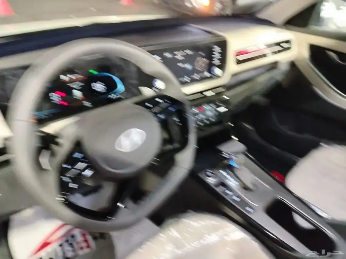هونداي كريتا جراند كمفورت 7ركاب 2000cc موديل 2025 12