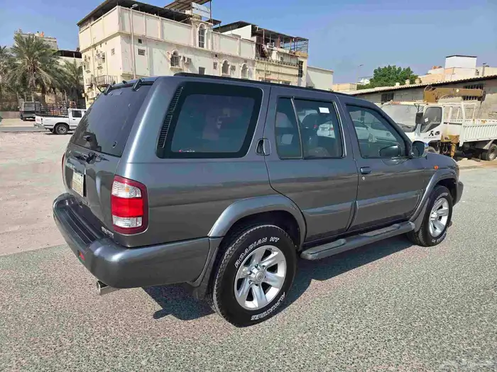للبيع نيسان باثفندر موديل 2005 خليجي 2
