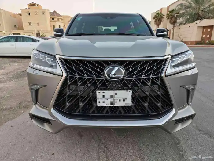 لكزس LX570 موديل 2018 1
