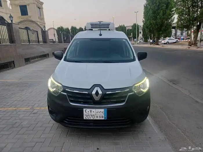 رينو دوكر موديل 2024 ثلاجة بحالة جيدة جدأ 0