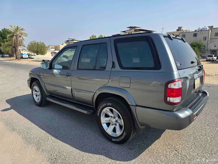 للبيع نيسان باثفندر موديل 2005 خليجي 1