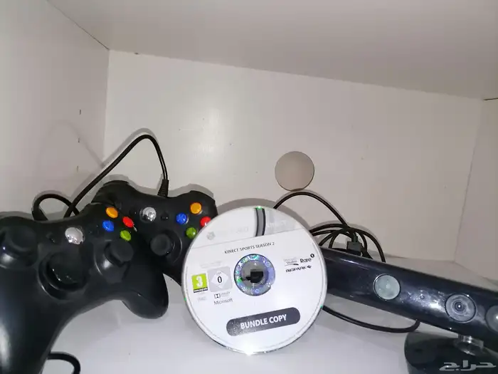 XBOX 360 نظيف مع كامل ملحقاته 2