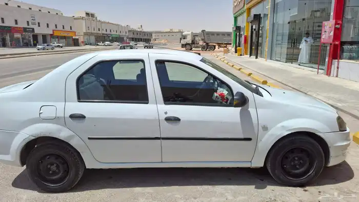 رينو لوجان 2012 3