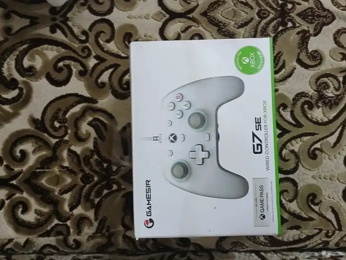 اكس بوكس سيريس اس مع يدين وشاشه LG 24بوصه100هرتز وسماعه 0