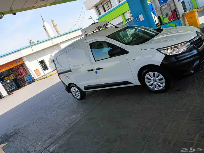 رينو دوكر فان اكسبرس 2023 ثلاجة ديزل 2